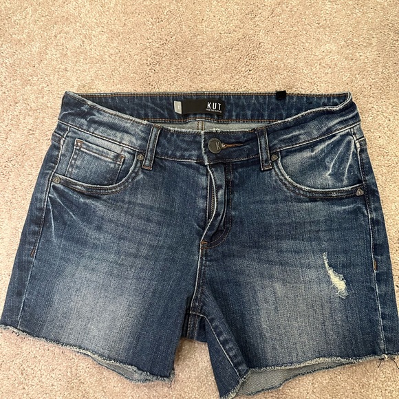 Kut from the Kloth Pants - Kut from the Kloth Gidget Fray shorts size 2 NEW